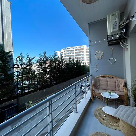 شقة Cozy And Modern Centre